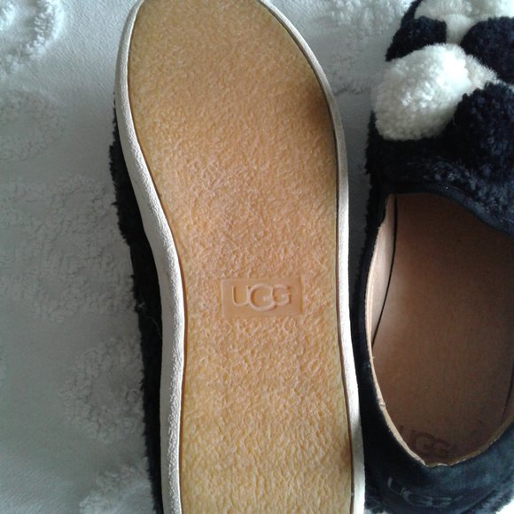 UGG WOMAN SHOSE  SIZE  11 - Picture 3 of 5